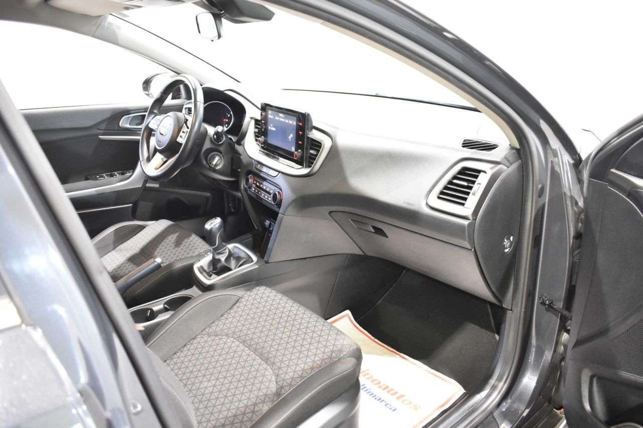 KIA XCEED en Minoautos