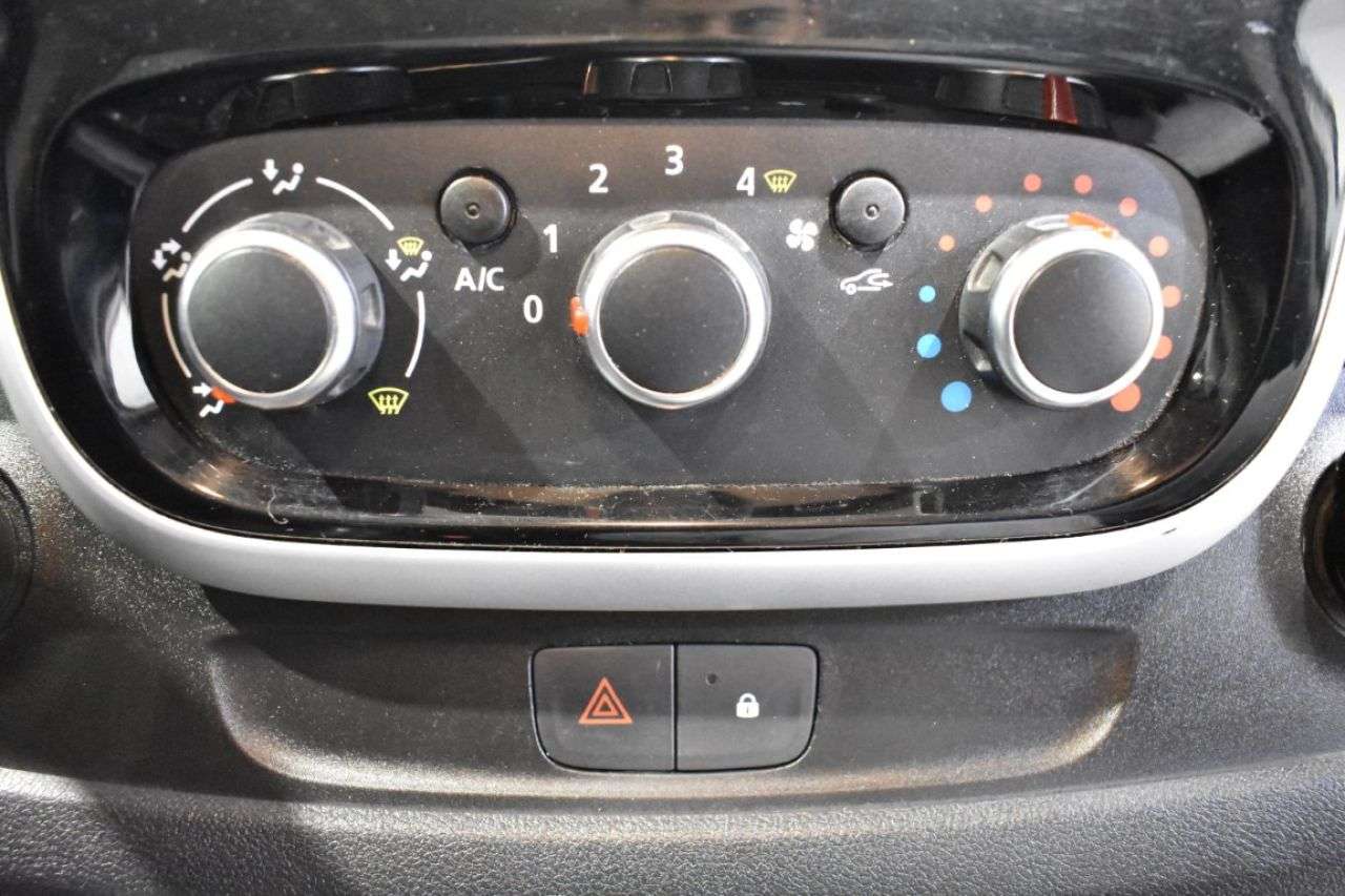 RENAULT TRAFIC en Minoautos