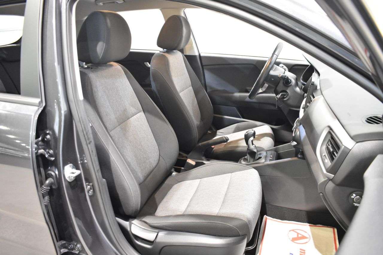 KIA STONIC en Minoautos