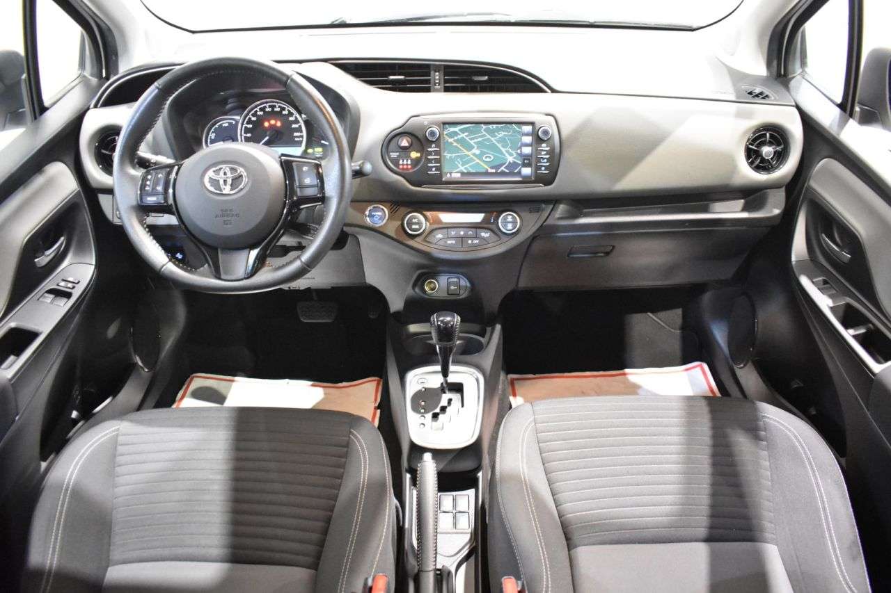 TOYOTA YARIS en Minoautos