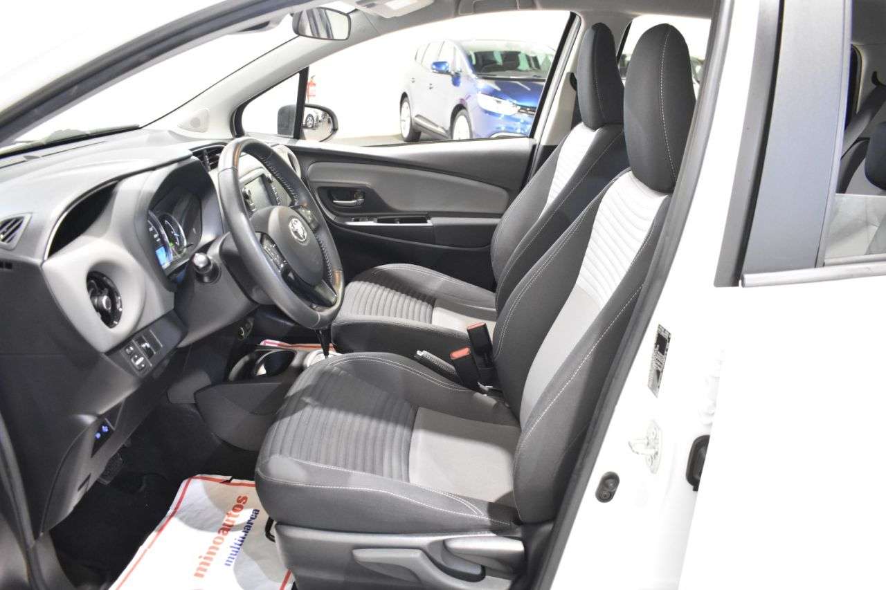 TOYOTA YARIS en Minoautos
