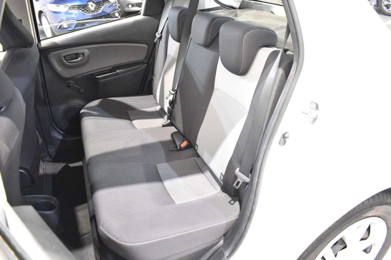 TOYOTA YARIS en Minoautos