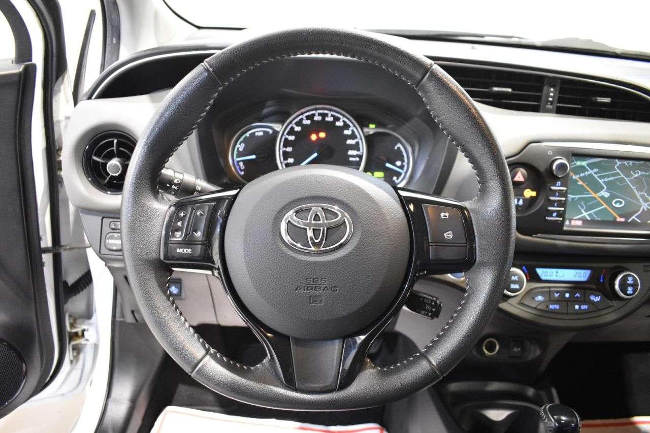 TOYOTA YARIS en Minoautos