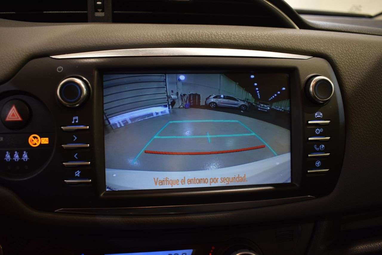 TOYOTA YARIS en Minoautos