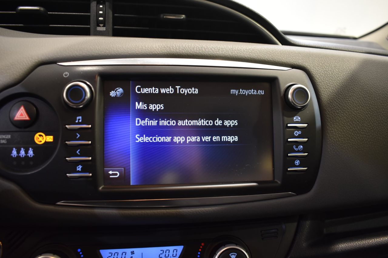 TOYOTA YARIS en Minoautos