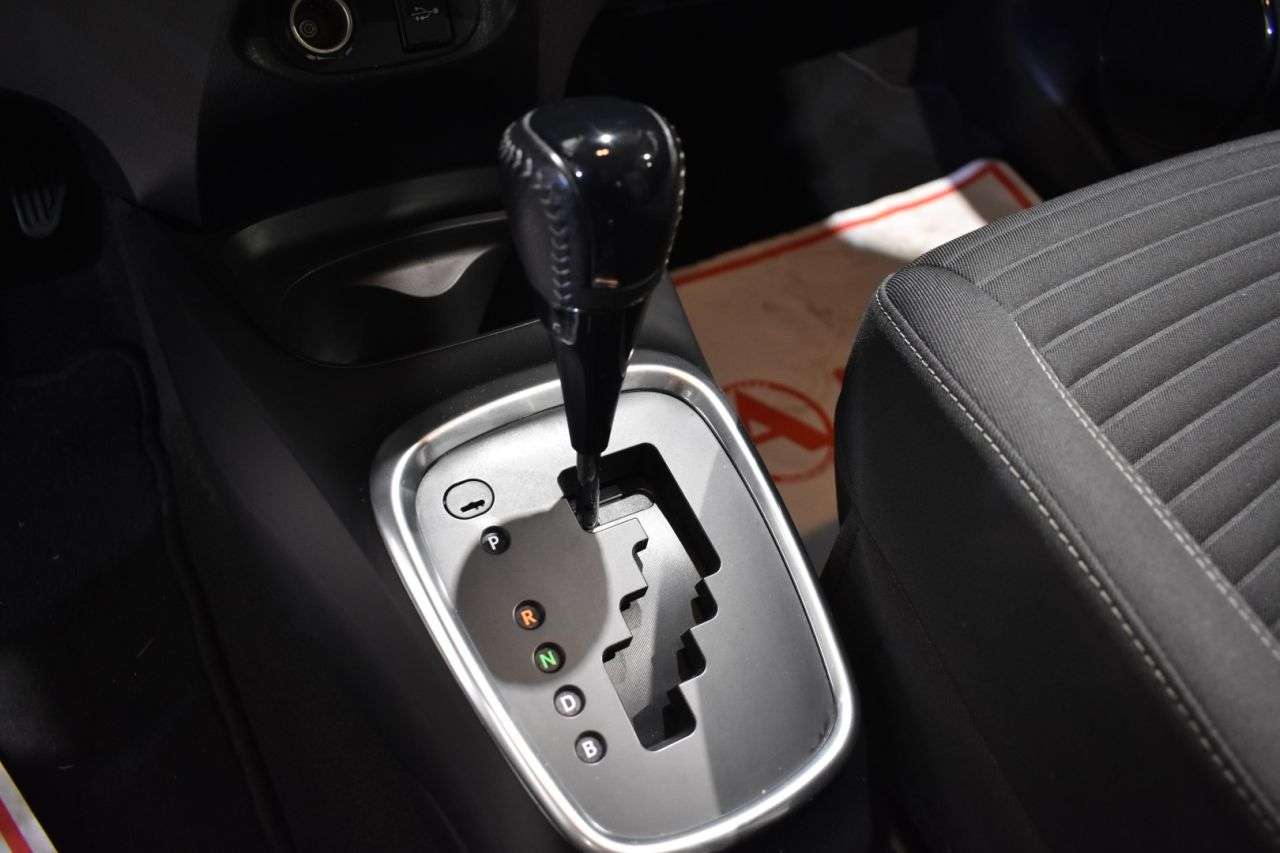 TOYOTA YARIS en Minoautos