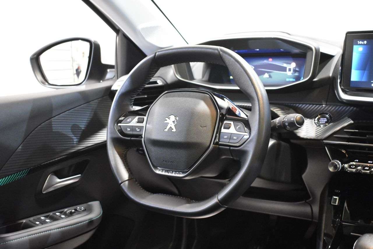 PEUGEOT 208 en Minoautos