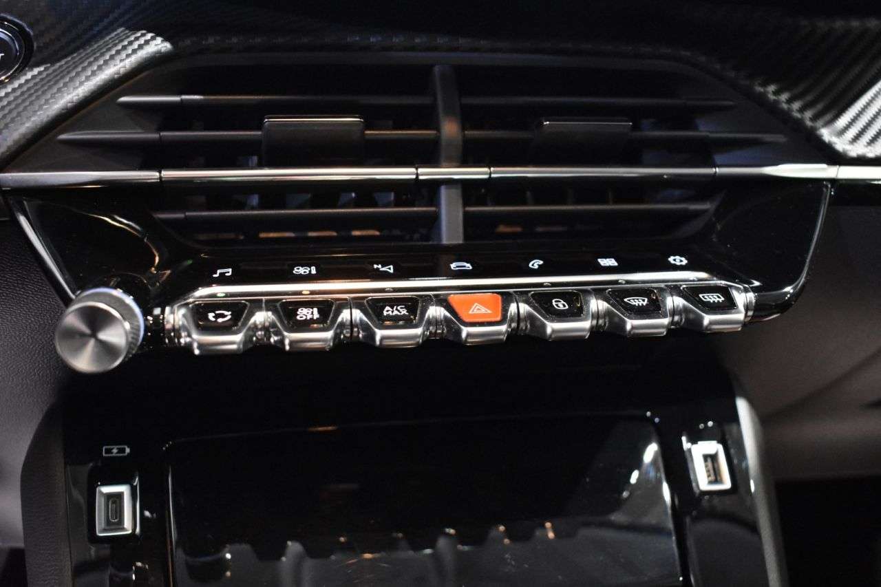 PEUGEOT 208 en Minoautos