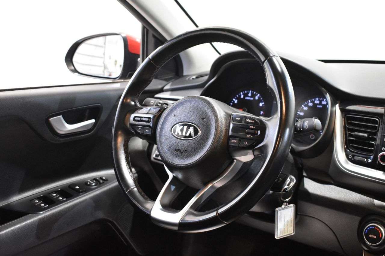 KIA STONIC en Minoautos