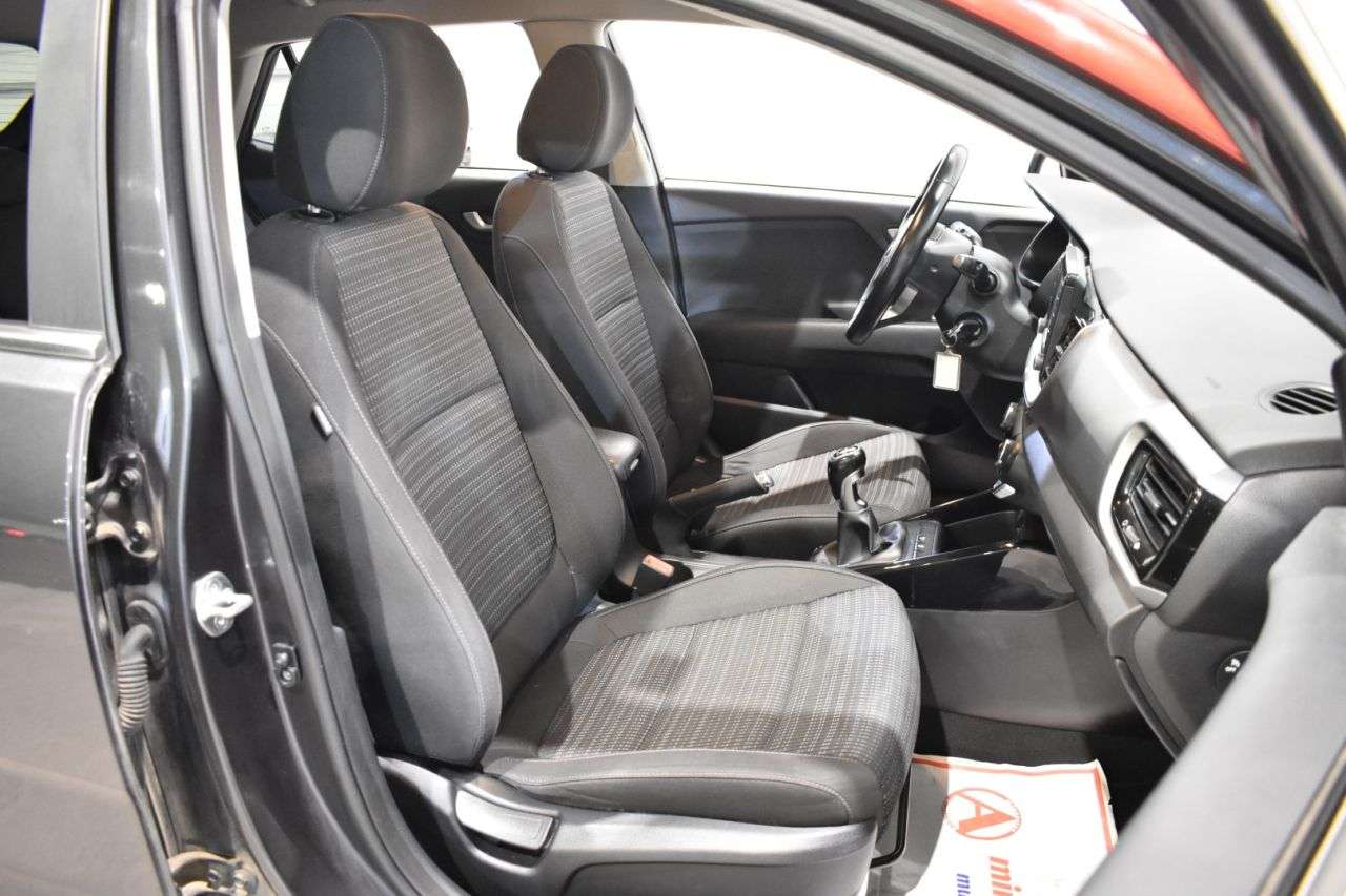 KIA STONIC en Minoautos