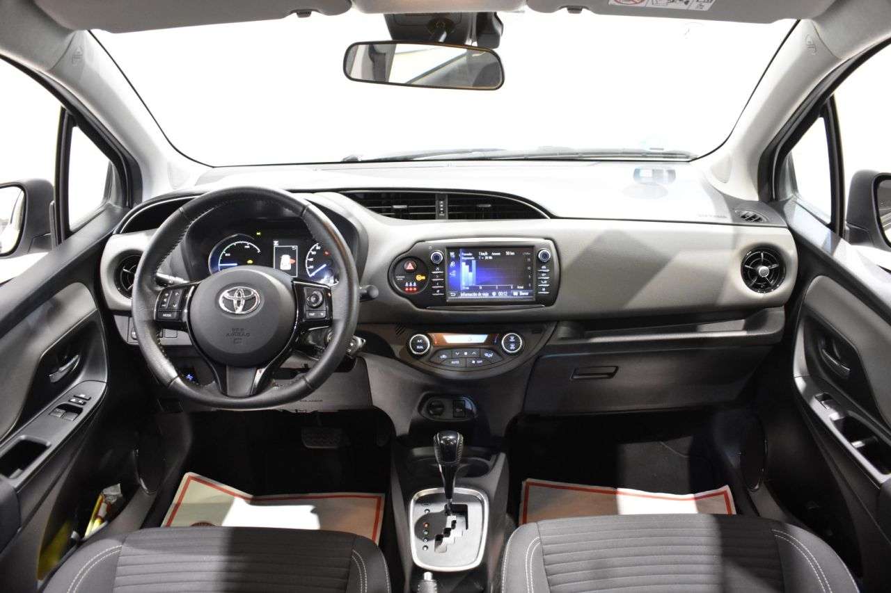 TOYOTA YARIS en Minoautos