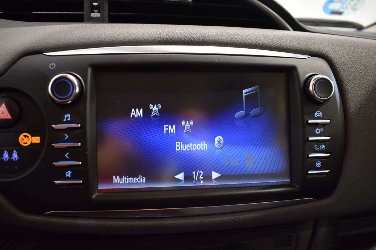 TOYOTA YARIS en Minoautos