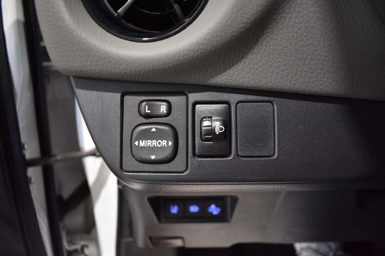 TOYOTA YARIS en Minoautos