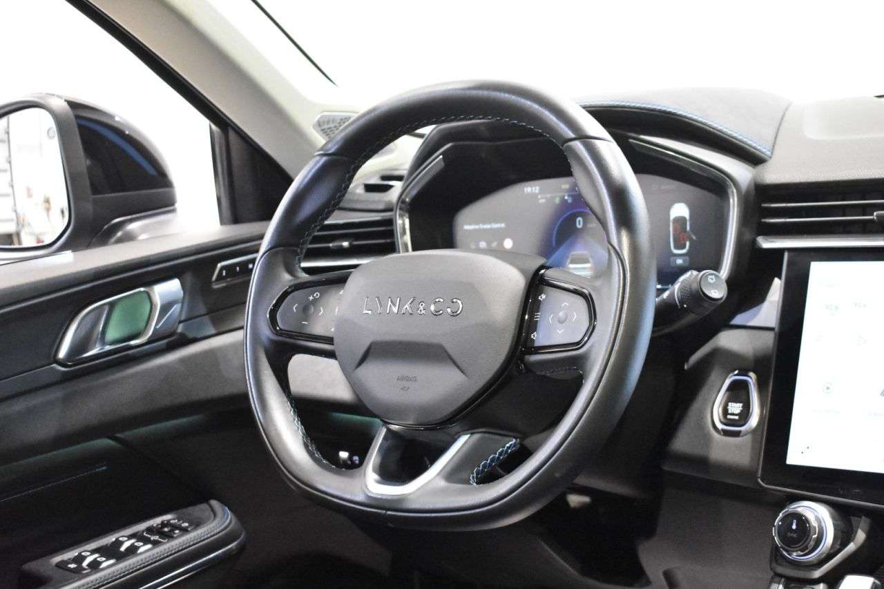 LYNK & CO 01 en Minoautos