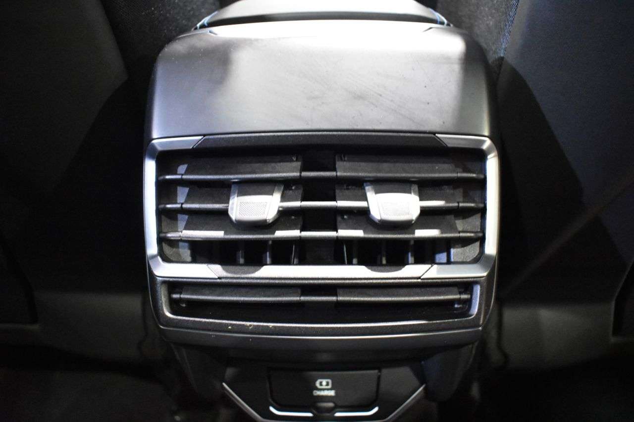 LYNK & CO 01 en Minoautos