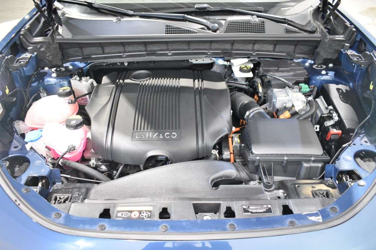 LYNK & CO 01 en Minoautos