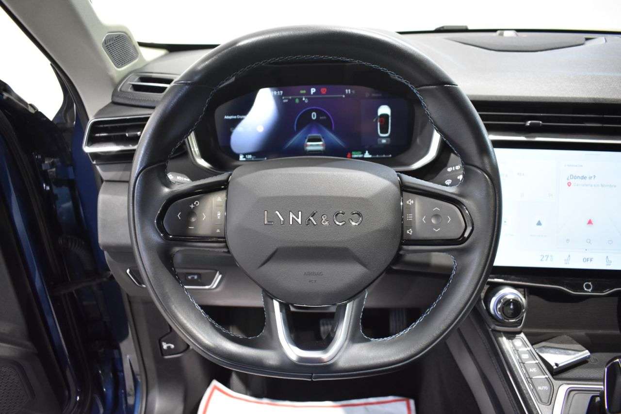 LYNK & CO 01 en Minoautos