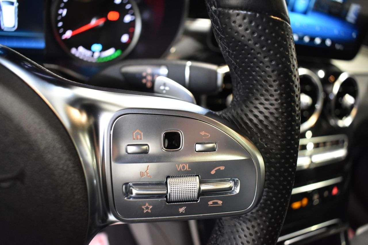 MERCEDES-BENZ CLASE GLC en Minoautos