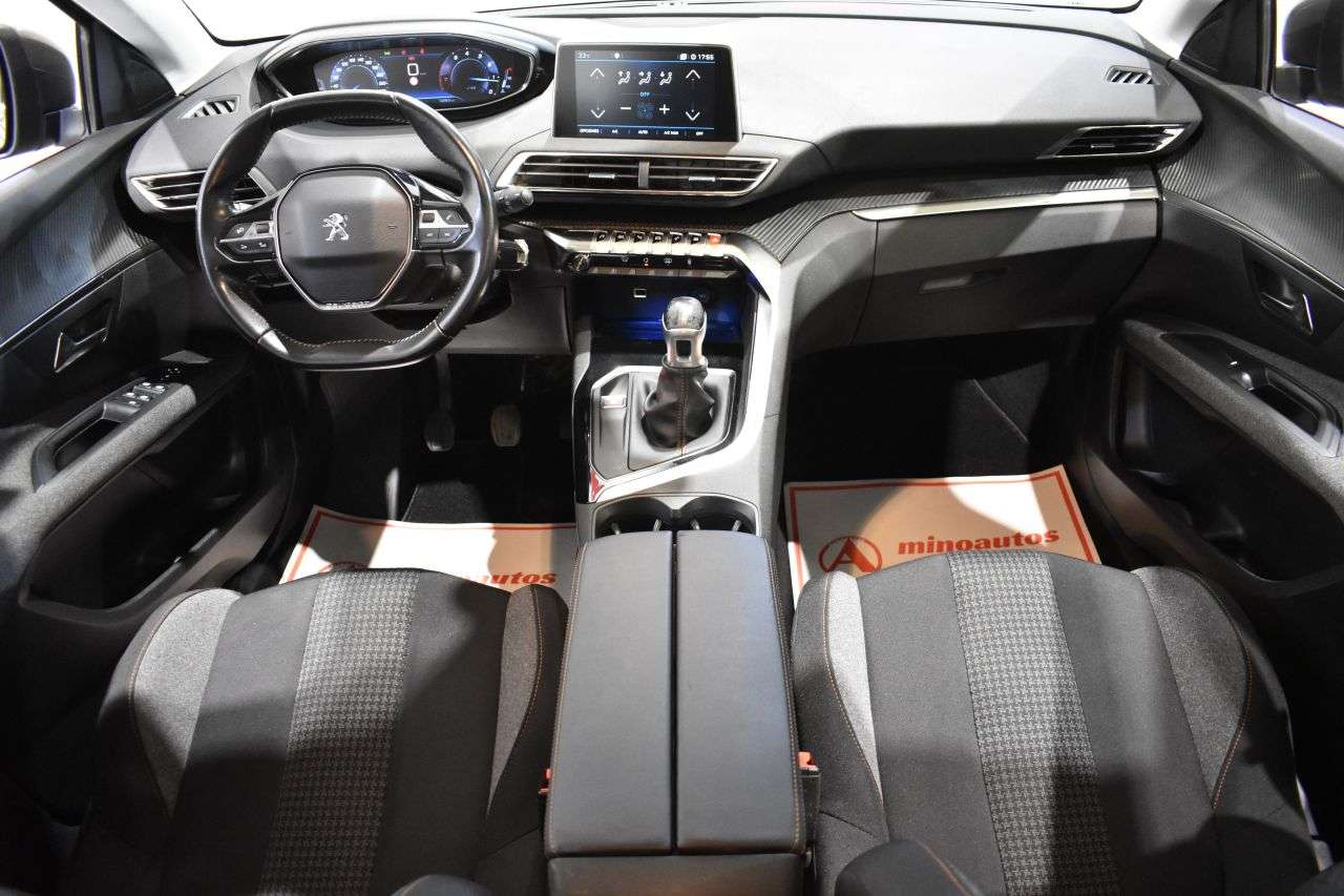 PEUGEOT 5008 en Minoautos