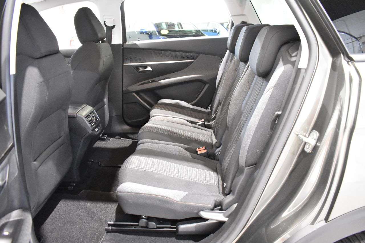 PEUGEOT 5008 en Minoautos
