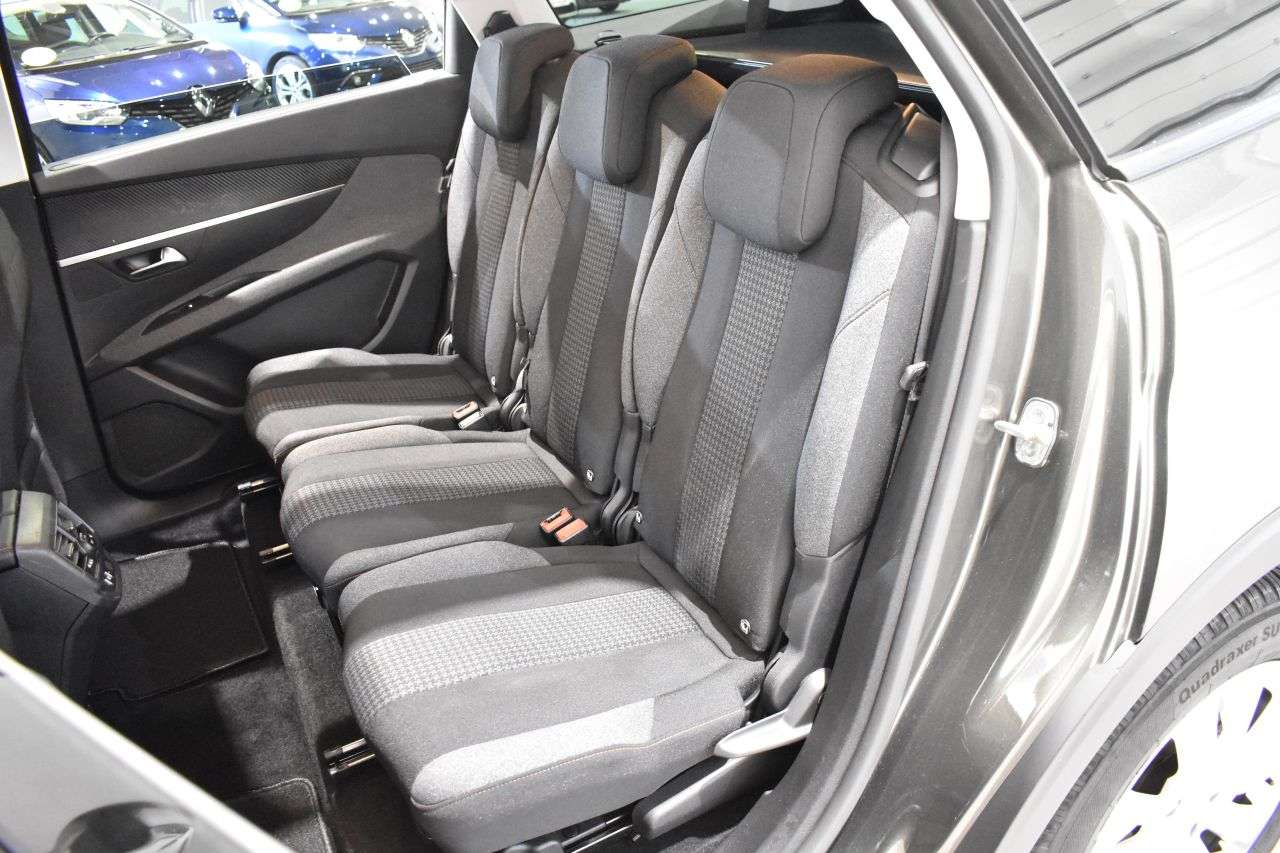 PEUGEOT 5008 en Minoautos