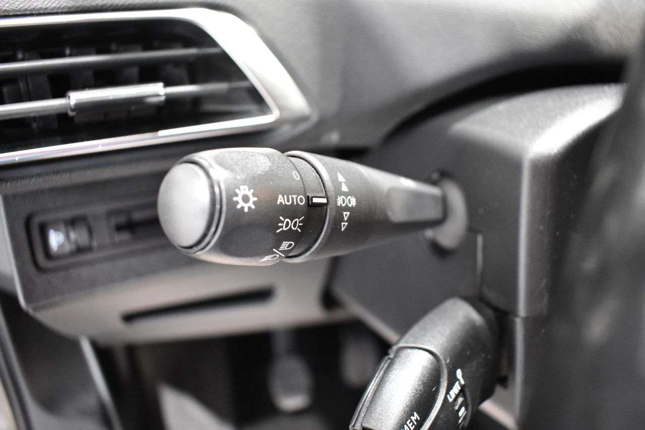 PEUGEOT 5008 en Minoautos