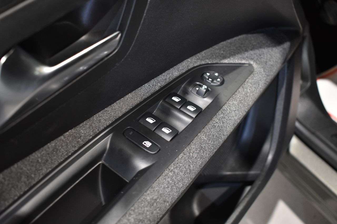 PEUGEOT 5008 en Minoautos