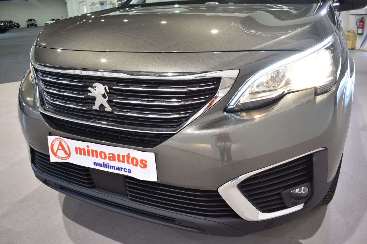 PEUGEOT 5008 en Minoautos