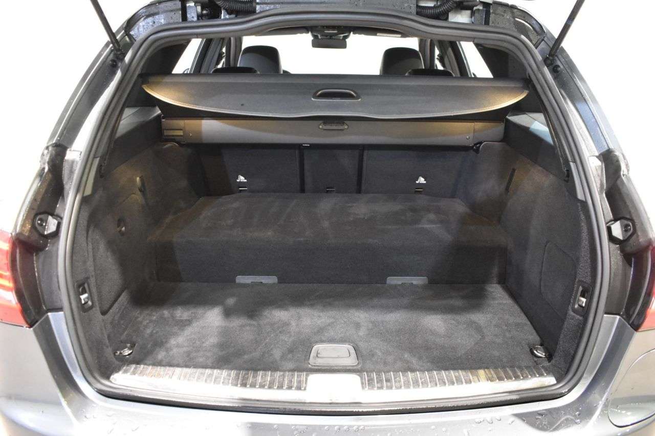 MERCEDES-BENZ CLASE C ESTATE en Minoautos