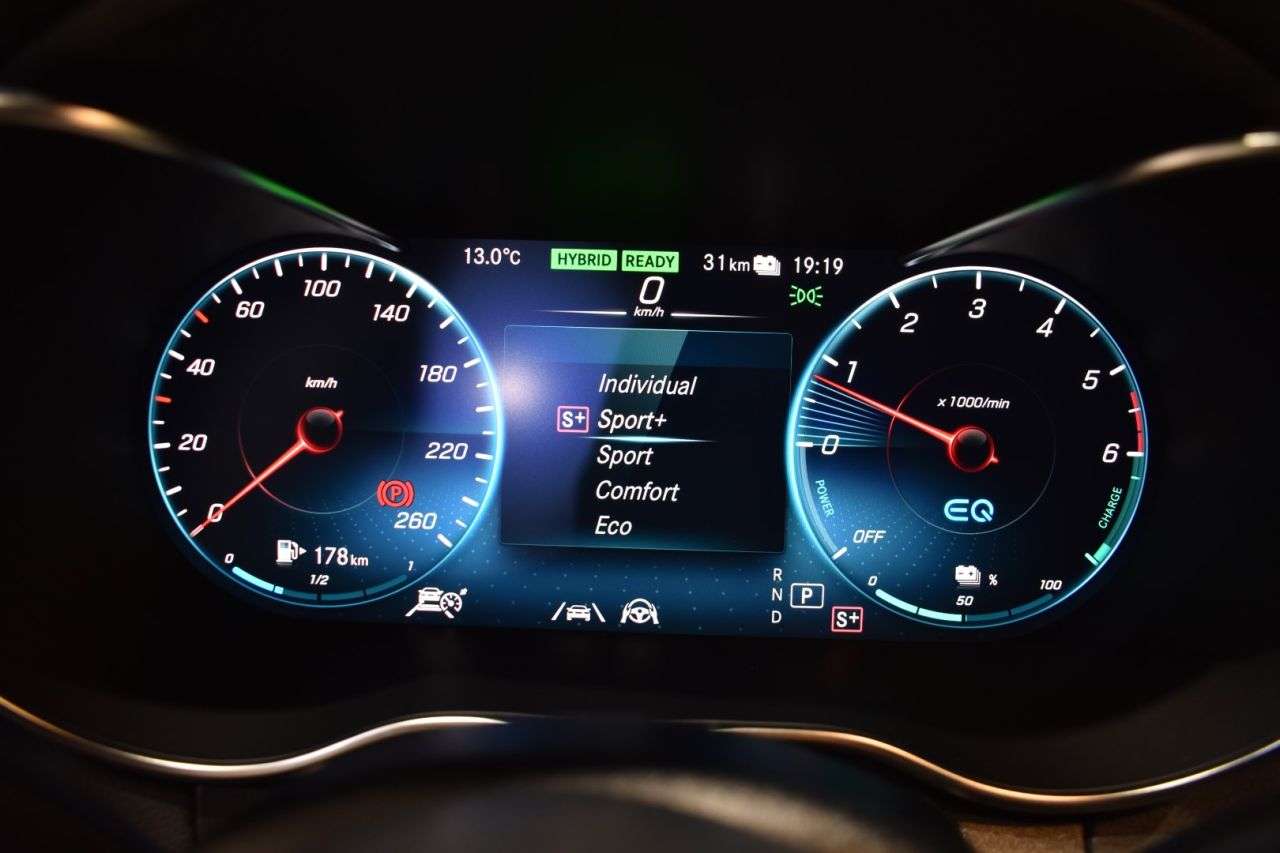 MERCEDES-BENZ CLASE C ESTATE en Minoautos