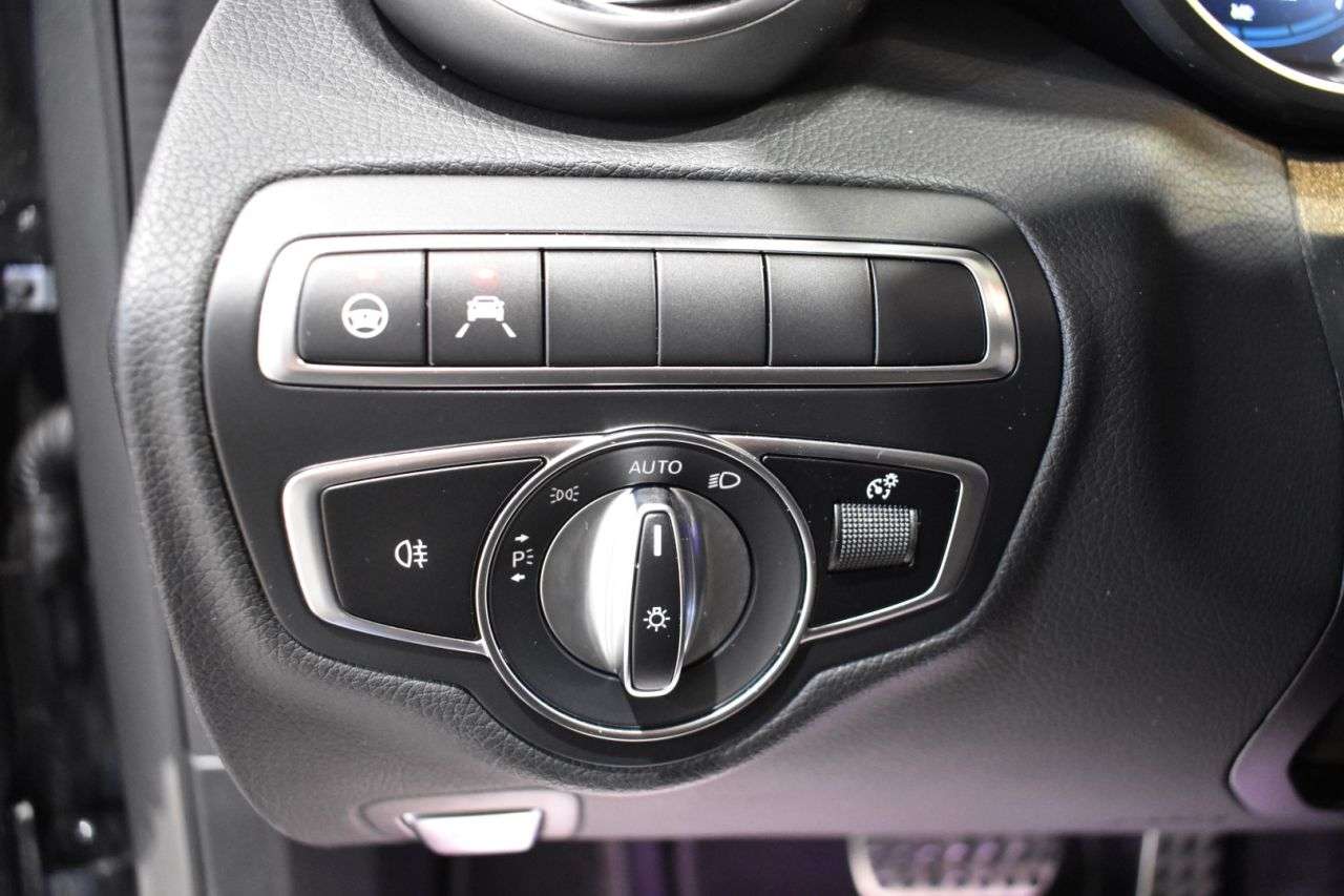 MERCEDES-BENZ CLASE C ESTATE en Minoautos