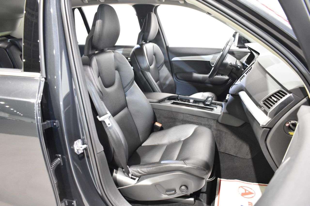 VOLVO XC90 en Minoautos