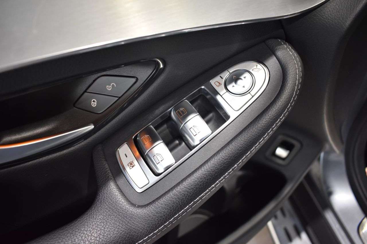 MERCEDES-BENZ CLASE GLC en Minoautos