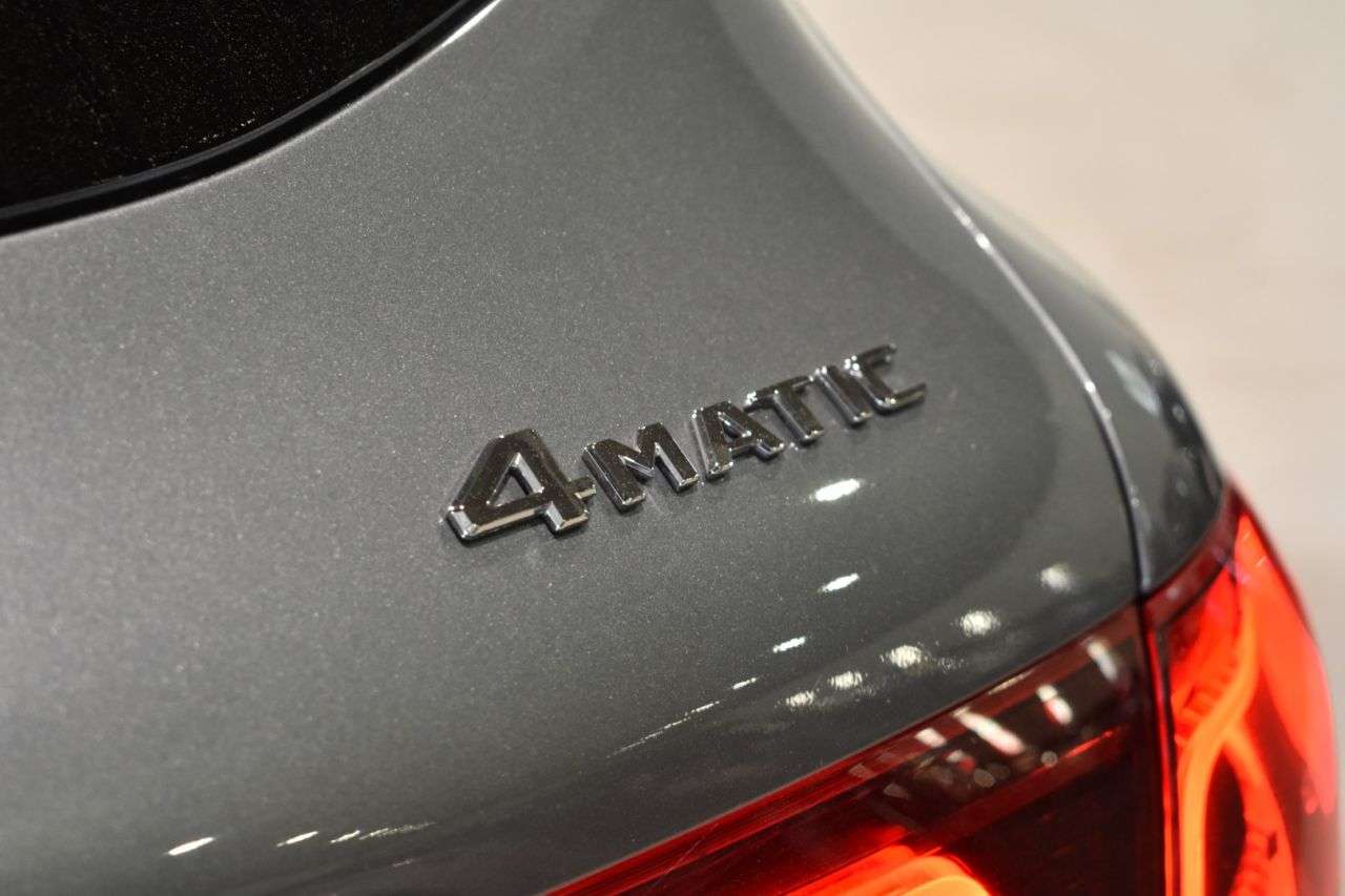 MERCEDES-BENZ CLASE GLC en Minoautos