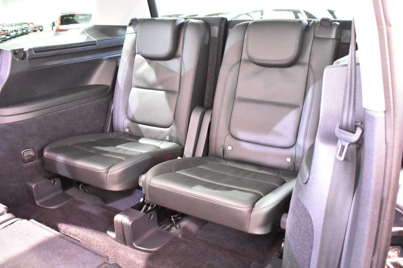 SEAT ALHAMBRA en Minoautos
