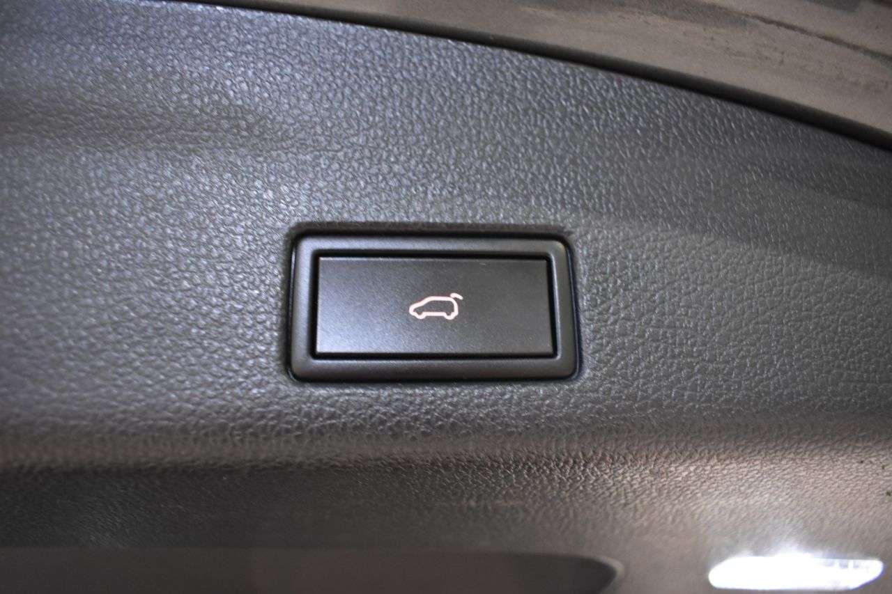 SEAT ALHAMBRA en Minoautos