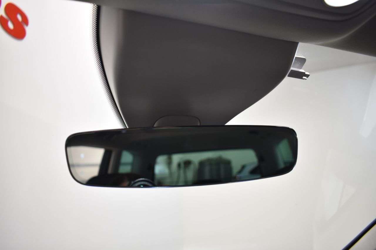 SEAT ALHAMBRA en Minoautos