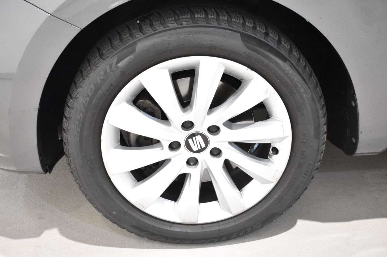 SEAT ALHAMBRA en Minoautos