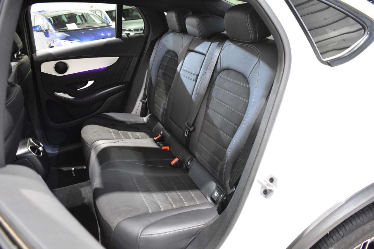 MERCEDES-BENZ GLC COUP� en Minoautos