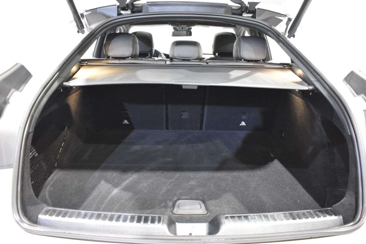 MERCEDES-BENZ GLC COUP� en Minoautos