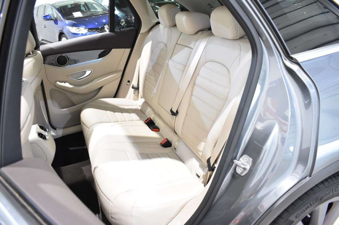 MERCEDES-BENZ CLASE GLC en Minoautos