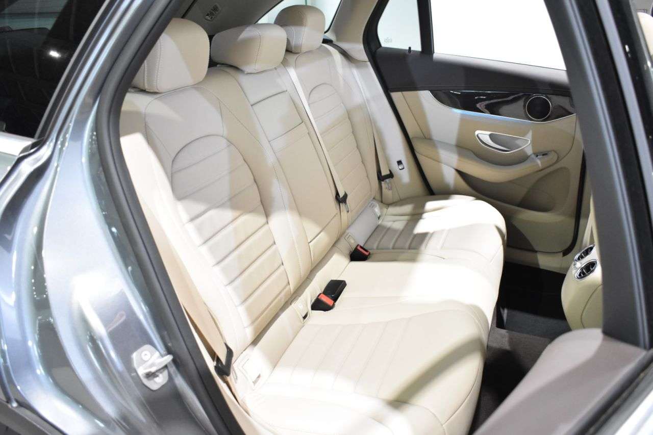 MERCEDES-BENZ CLASE GLC en Minoautos