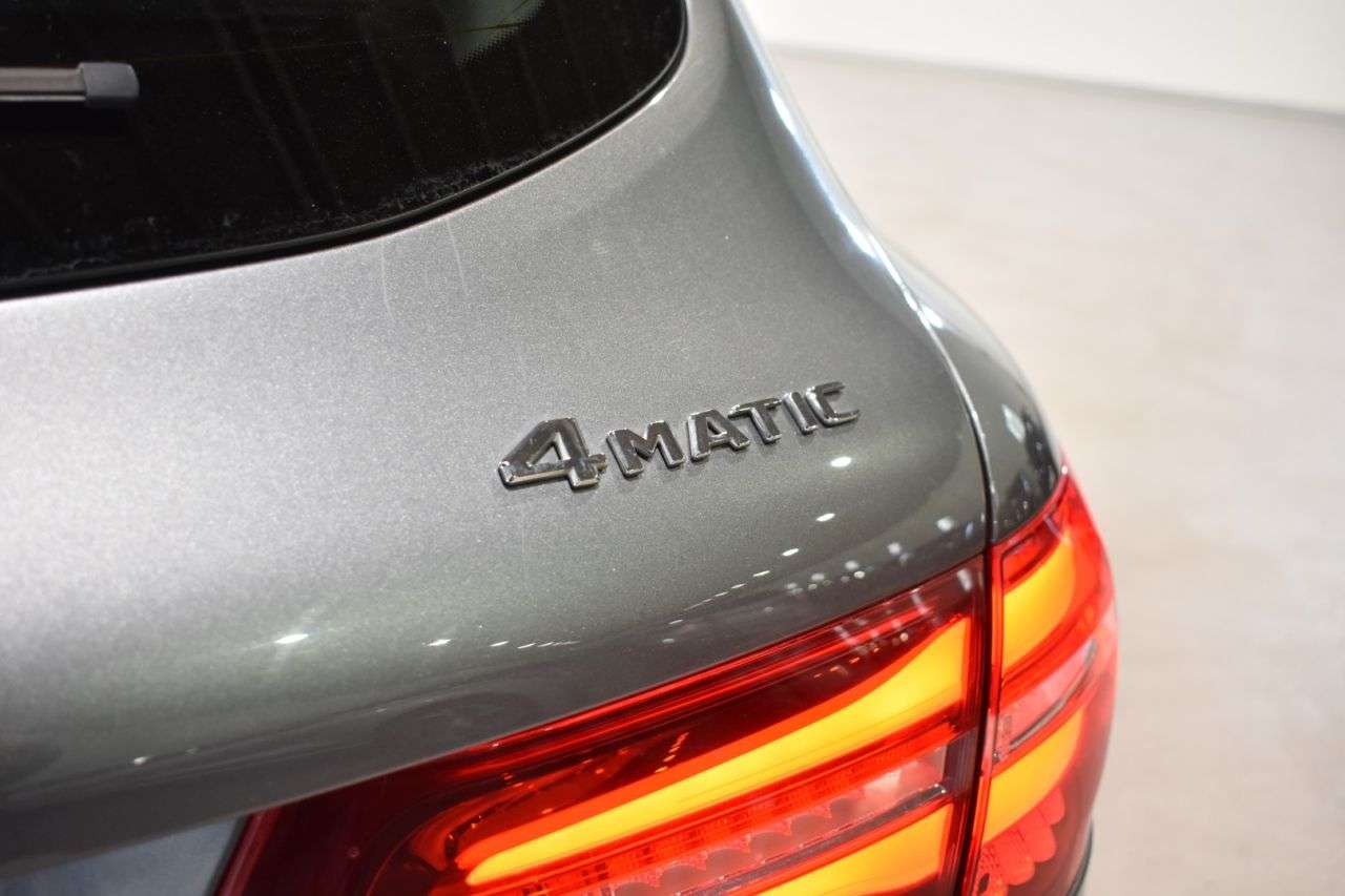 MERCEDES-BENZ CLASE GLC en Minoautos