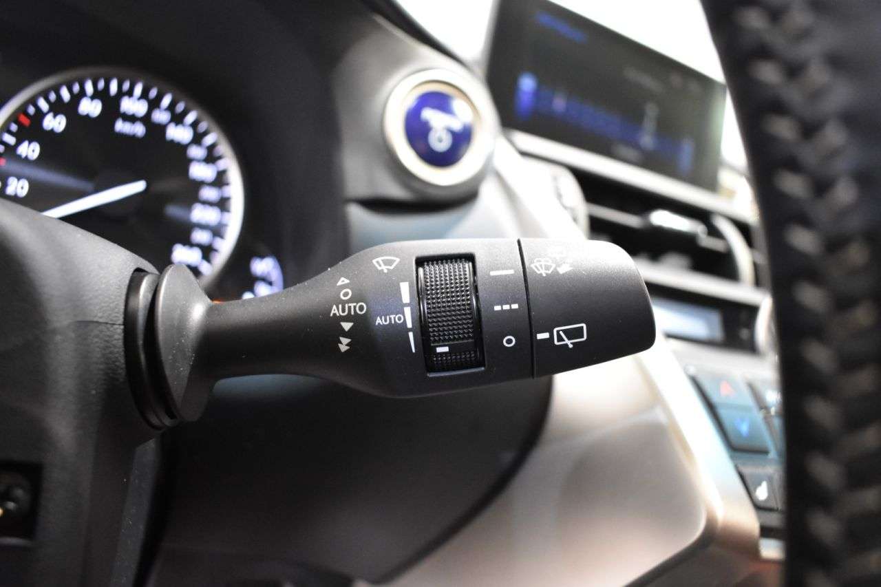 LEXUS NX en Minoautos