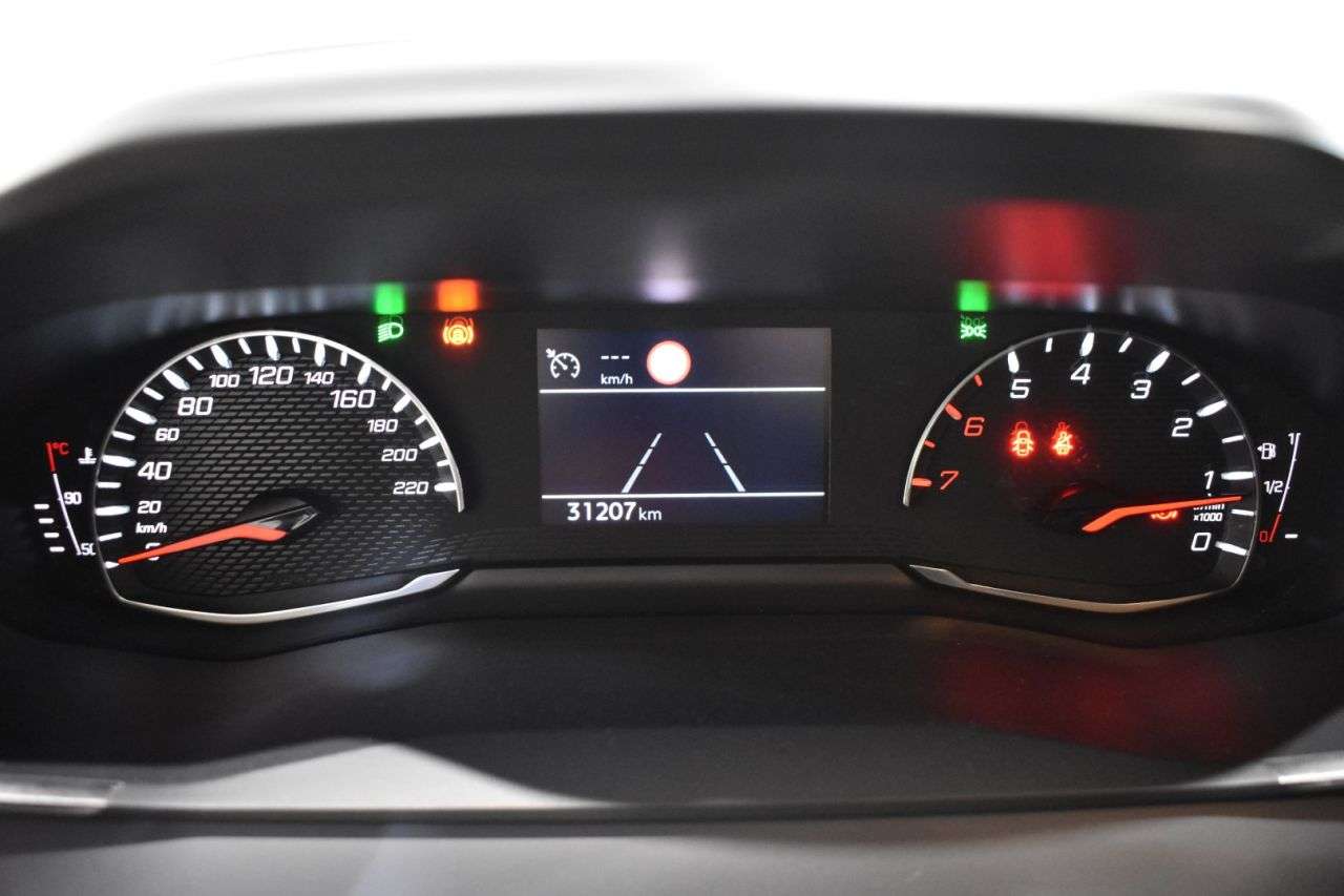 PEUGEOT 208 en Minoautos