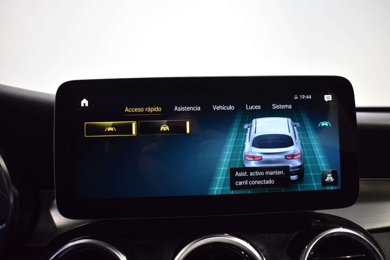 MERCEDES-BENZ GLC COUP� en Minoautos