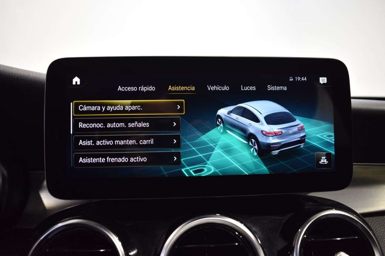 MERCEDES-BENZ GLC COUP� en Minoautos