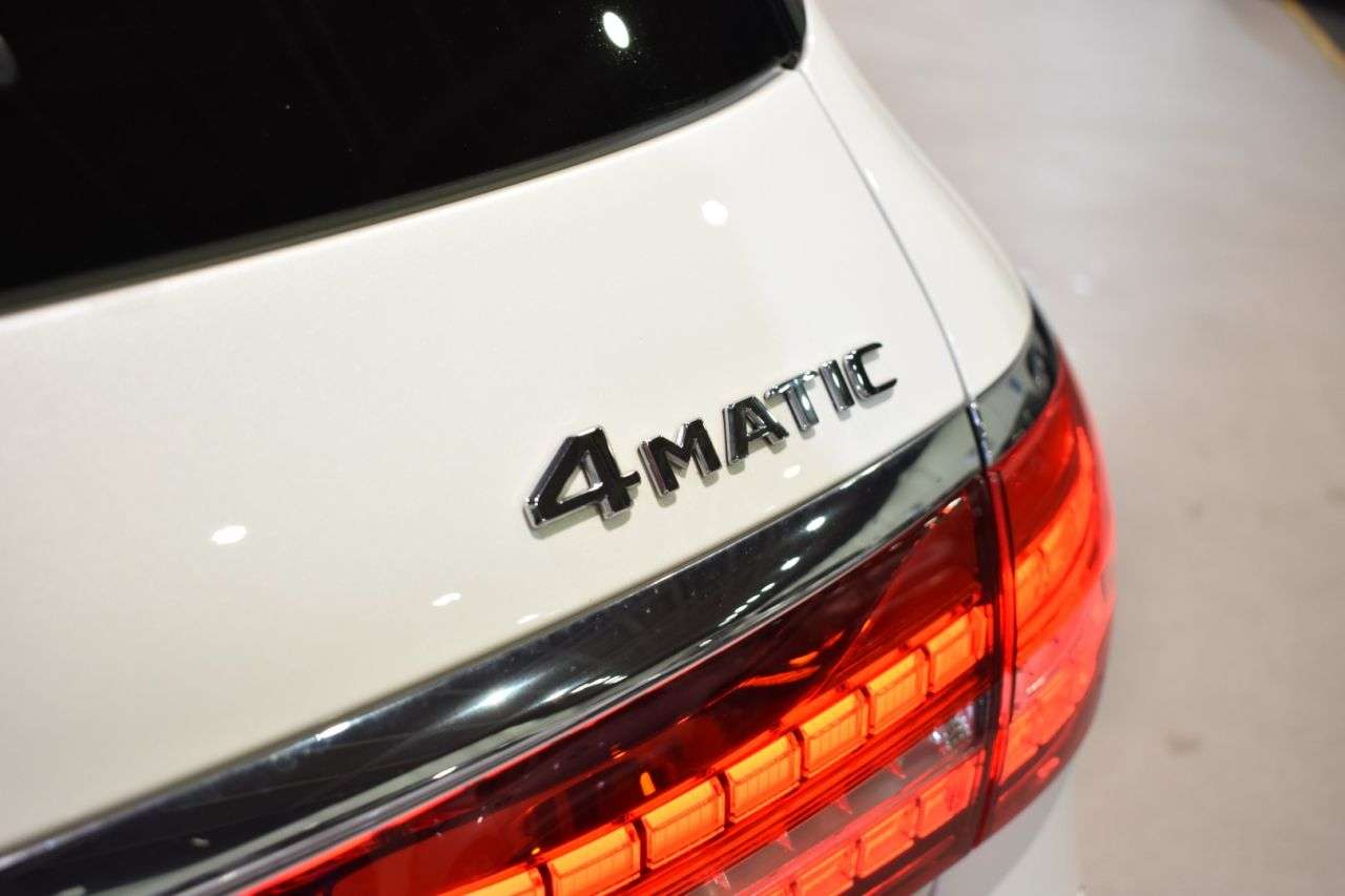 MERCEDES-BENZ CLASE E ESTATE en Minoautos
