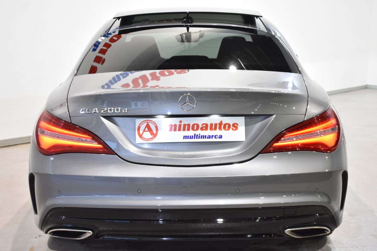 MERCEDES-BENZ CLASE CLA en Minoautos