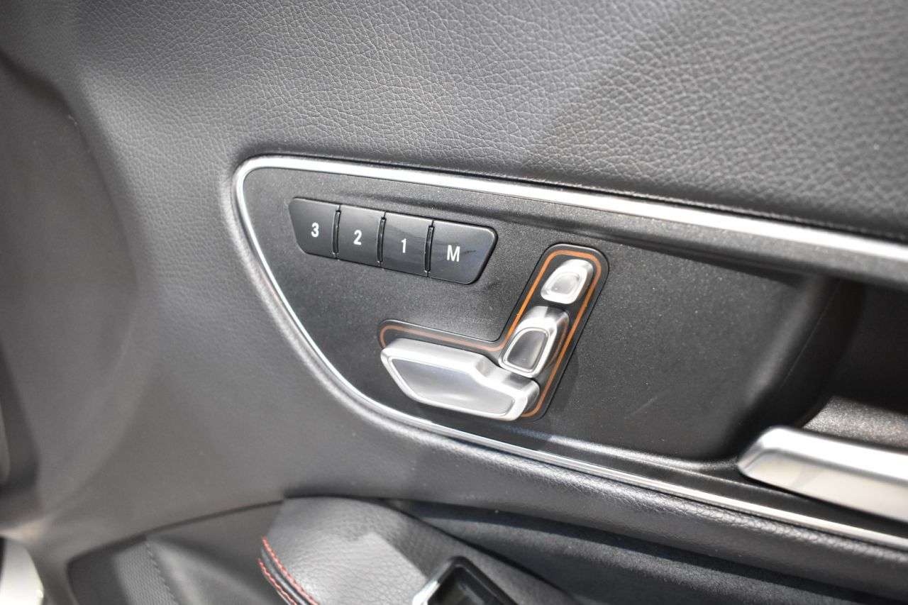 MERCEDES-BENZ CLASE CLA en Minoautos